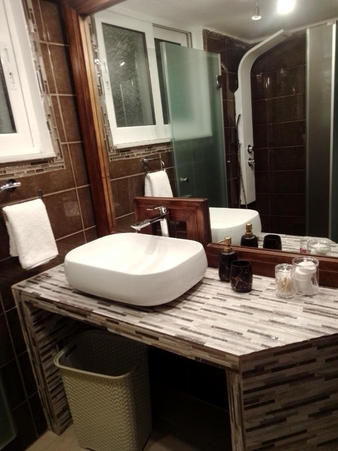 Precious Apartment Corinth Zewnętrze zdjęcie